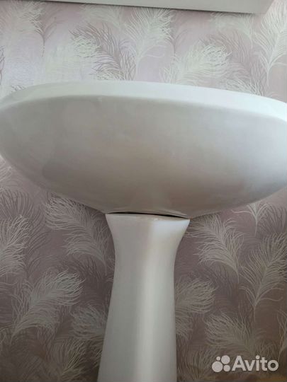 Раковина с тумбой