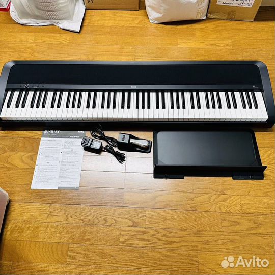 Цифровое пианино korg B1