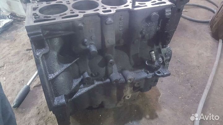 Коленвал, насос, блок Renault Megane 1.5 дизель