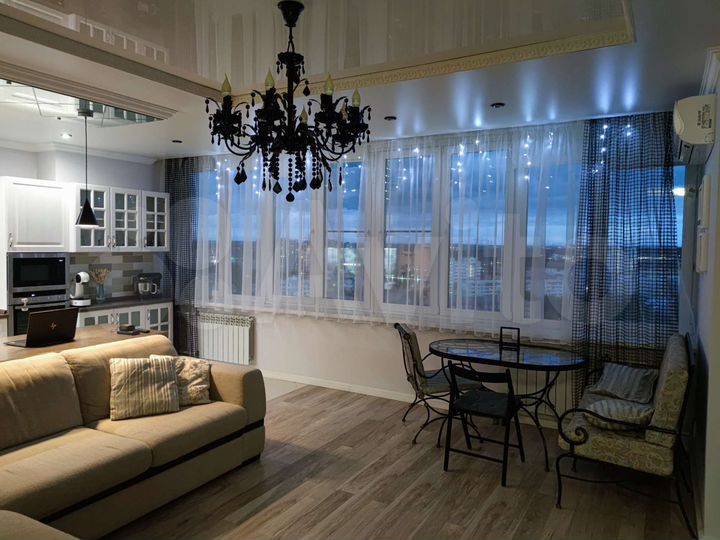 3-к. квартира, 100 м², 14/15 эт.