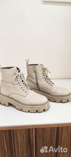 Женские ботинки tamaris бежевые