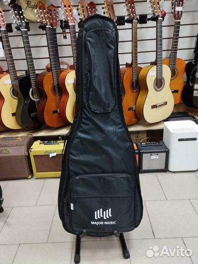 Акустическая гитара