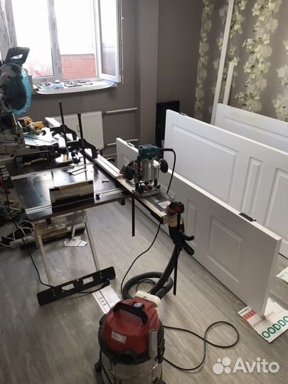 Установка межкомнатных дверей