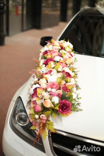 Свадебные украшения на машину