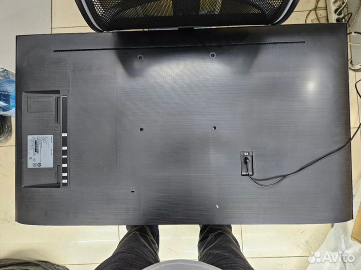 Монитор Samsung QE43T