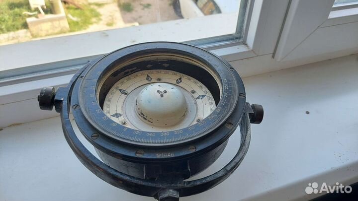 Компас морской шлюпочный
