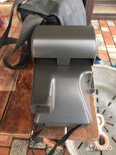 Плёночный фотоаппарат polaroid