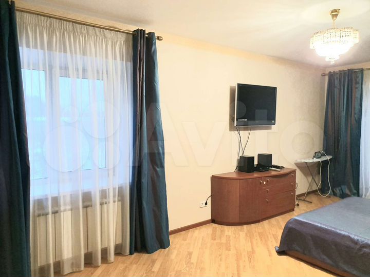 2-к. квартира, 68 м², 3/10 эт.