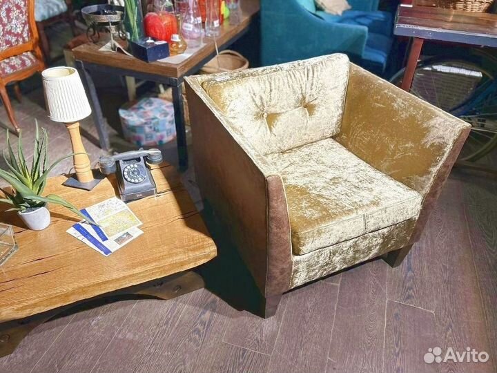 Кресло (золотой велюр)