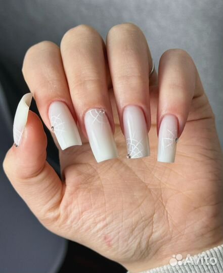 Маникюр / Наращивание ногтей