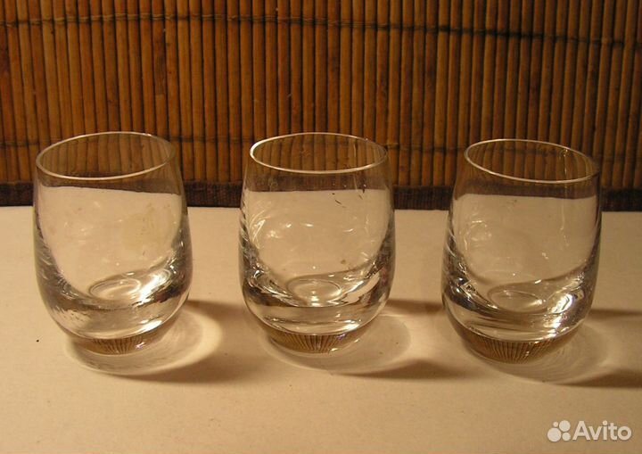 Cтаканы, стопки, рюмки, бокалы,ваза