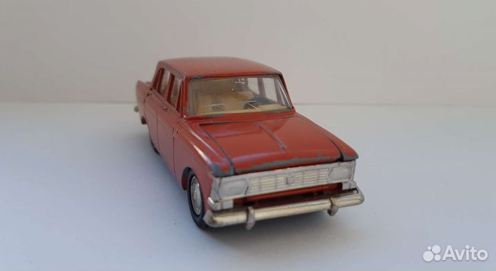 Модель Москвич 412, СССР, алый, 1:43