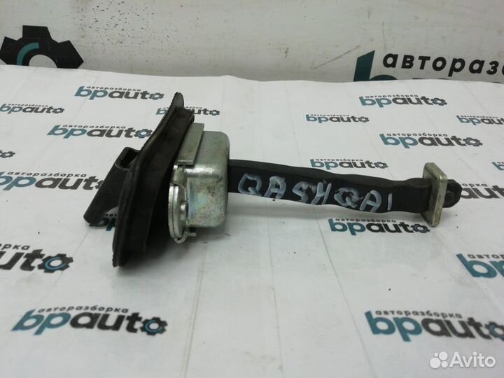 Ограничитель передней двери левый правый