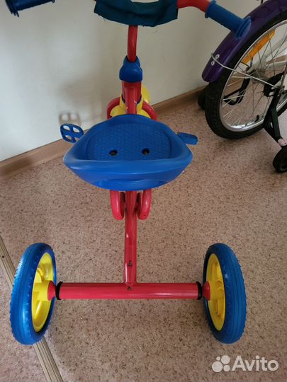 Детский трехколесный велосипед бу