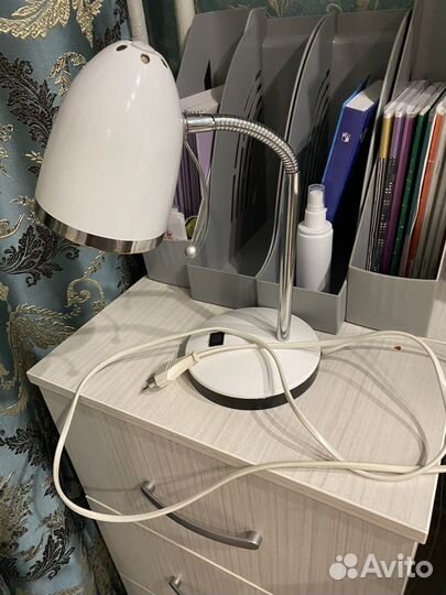 Лампа настольная