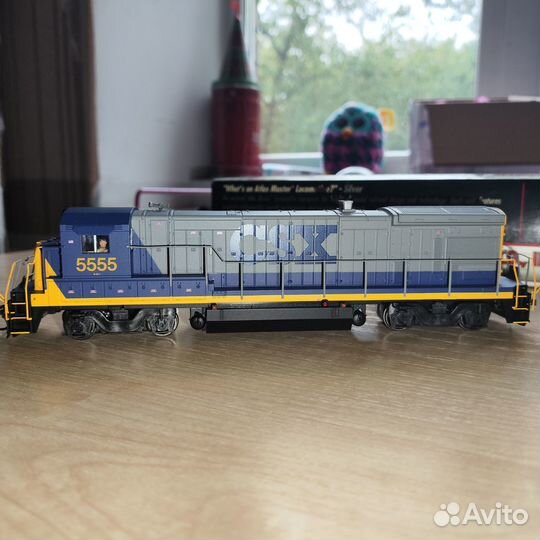 Atlas ge b30-7 CSX 5555 но 1/87