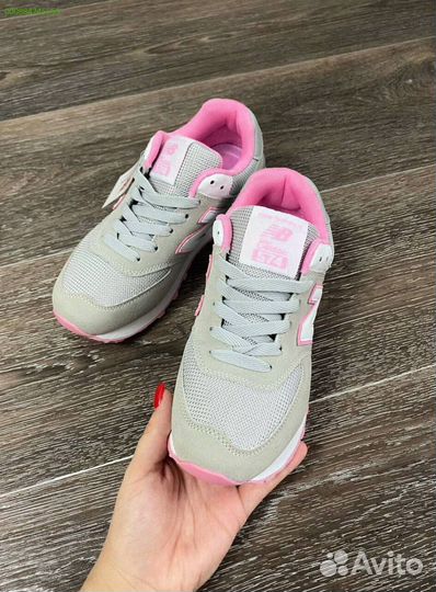 Кроссовки женские new balance