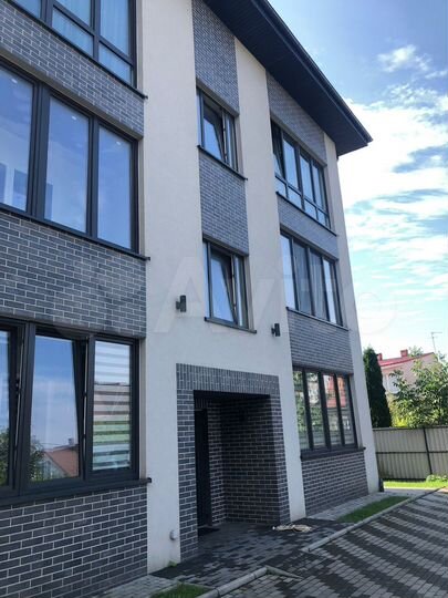 5-к. квартира, 151,3 м², 3/3 эт.