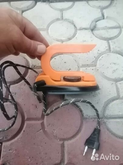 Походный мини Утюг 220 вольт