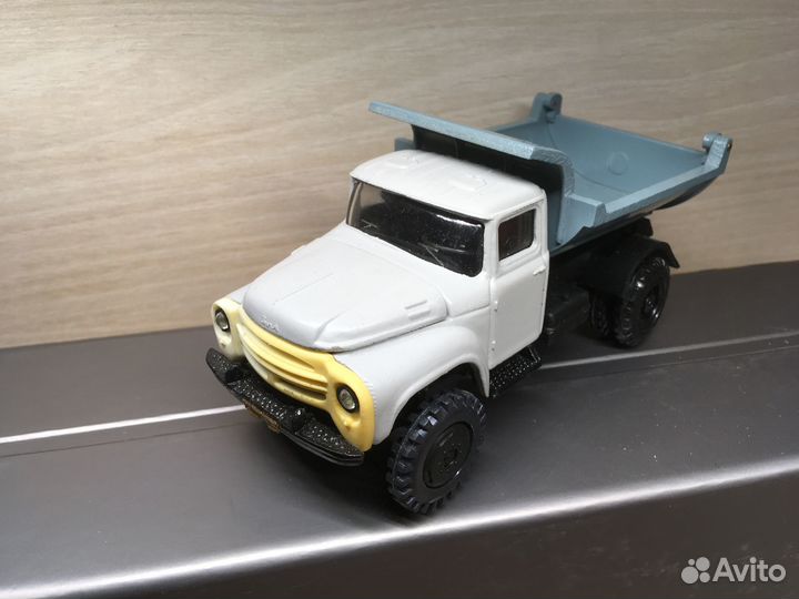 Модели копии автомобилей 1:43 производства СССР