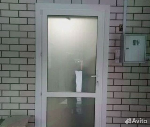 Пластиковые двери на дачу