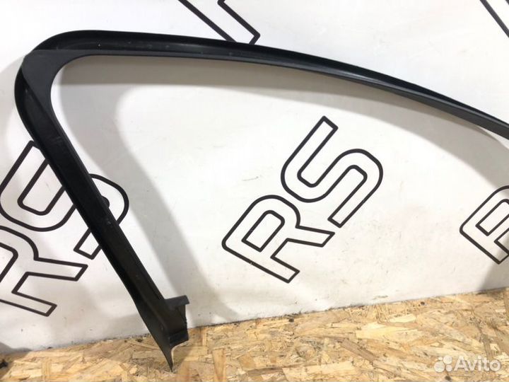 Накладка рамки двери передняя правая Jaguar Xf 1