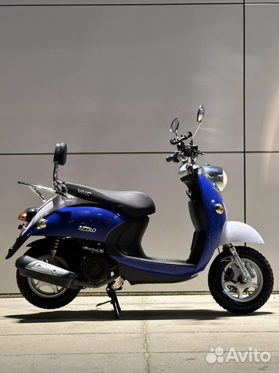 Скутер Vento Retro 50/150
