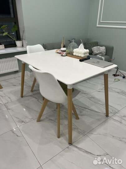 Кухонный стол