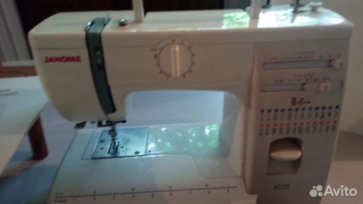 Швейная машина Janome бу