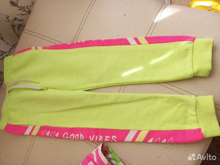 Куртки на девочку 116