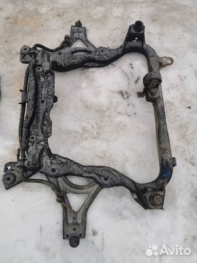 Подрамник передний Ford Mondeo 2