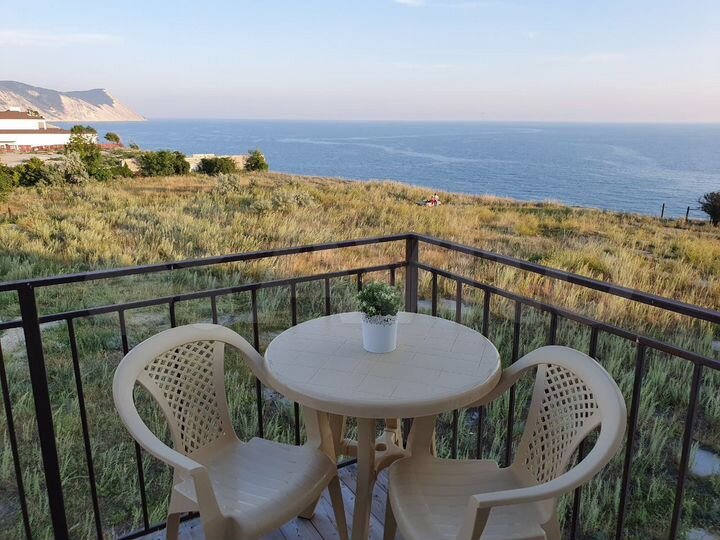 Комната 18 м² в > 9-к., 2/3 эт.