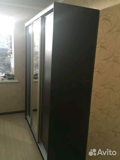 Шкаф-купе новый 180