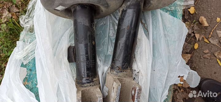 Амортизаторы citroen с4,Peugeot передние оригинал