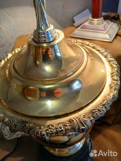 Кубок спортивный олимпиада 30 лет спустя