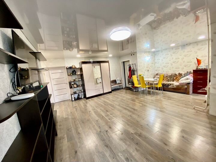 4-к. квартира, 86,5 м², 1/10 эт.