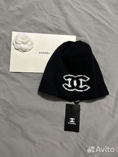 Шапочки Chanel