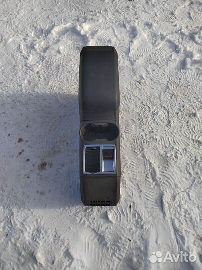 Подлокотник ford с мах