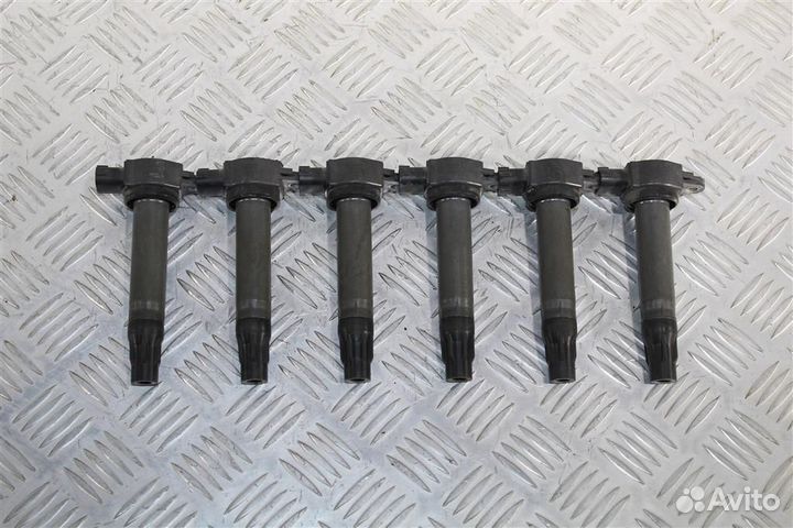 Катушка зажигания комплект Mitsubishi Outlander XL