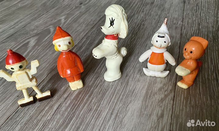 Фигурки СССР колкий пластик набор