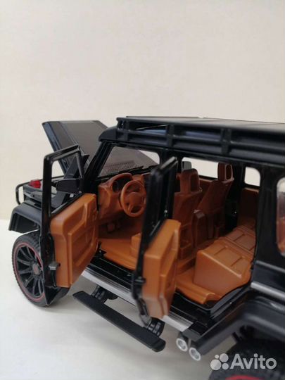 Модель машины Mercedes-Benz Gelenvagen