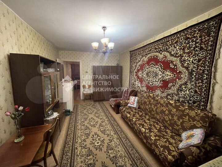 2-к. квартира, 50 м², 3/5 эт.