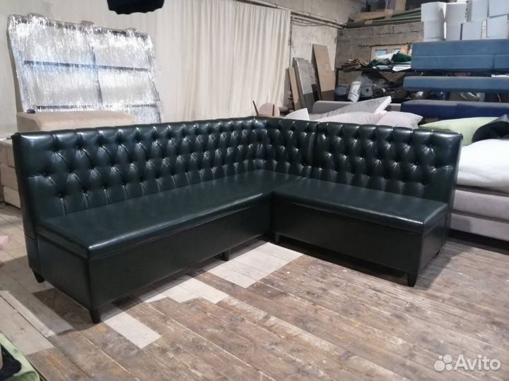 Угловой диван каретная стяжка
