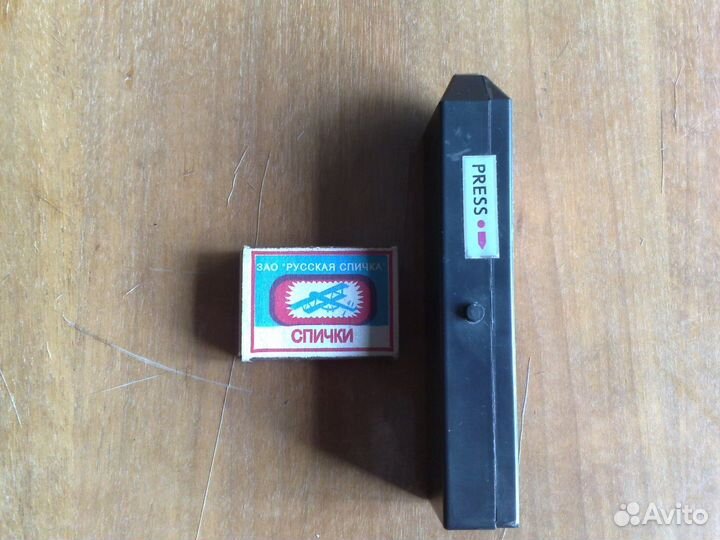 Детектор долларов и отечественных купюр карманный