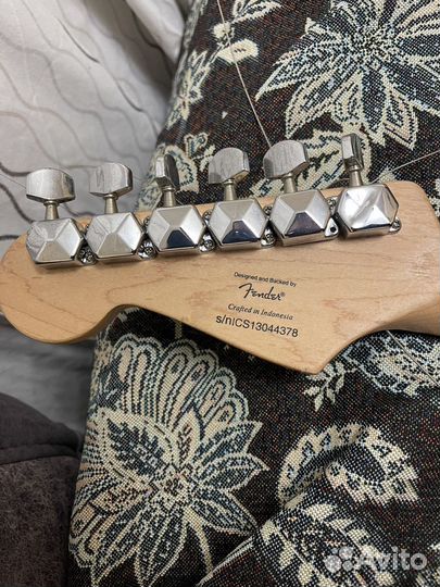 Fender squier stratocaster