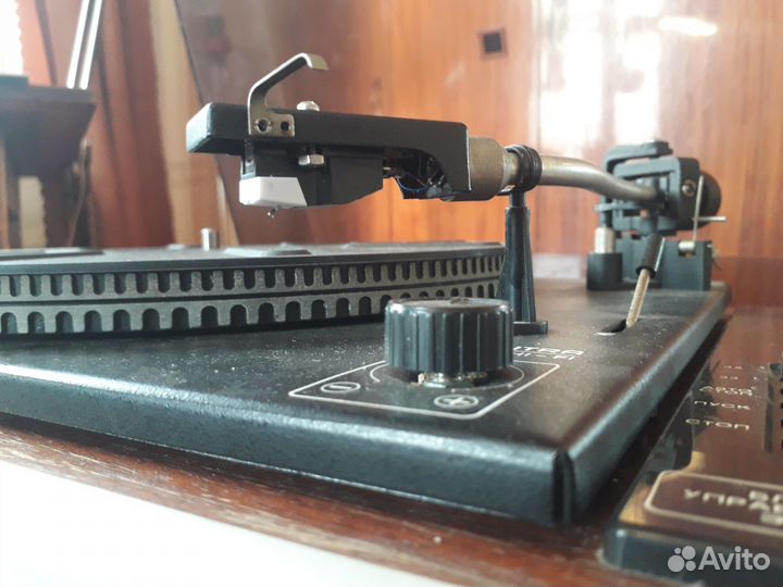 Виниловый проигрыватель Вега 206 стерео