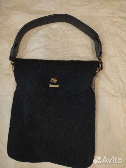 Валяная сумочка