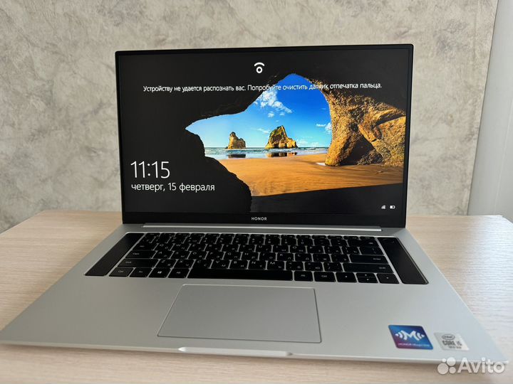 Ноутбук Honor magicbook pro
