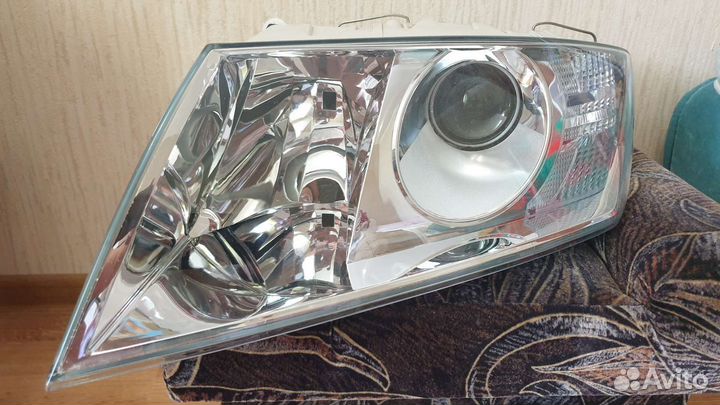 Фара skoda octavia a5 ксенон новая оригинал левая