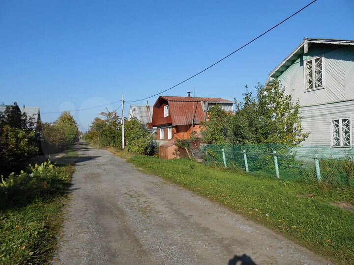 Дом 51 м² на участке 5 сот.